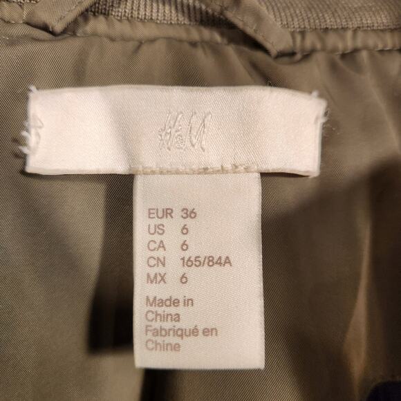 H&M Olive Army Green Satin Bomber Jacket Earthy Gremlincore Goblincore 6 FLAWED - Picture 4 of 12